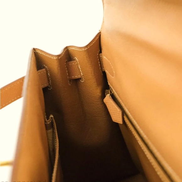 SOLD Hermes vintage Kelly 28 Sellier Courchevel leather Gold with gold hardware - Picture 11 of 16